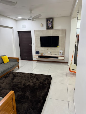 Furnished Amenities in 3 BHK Apartment at Nikol – for Sale