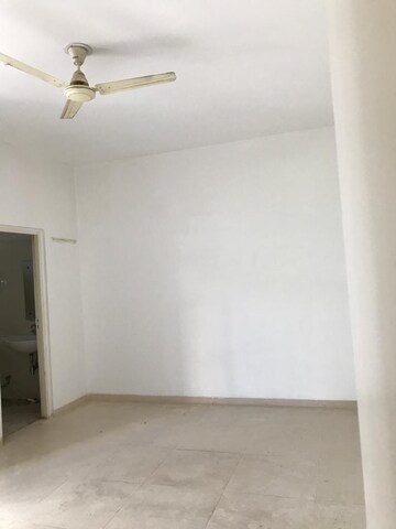 Room in 3 BHK Builder Floor at Vatika Primrose Floors, Sector 82 – for Rent