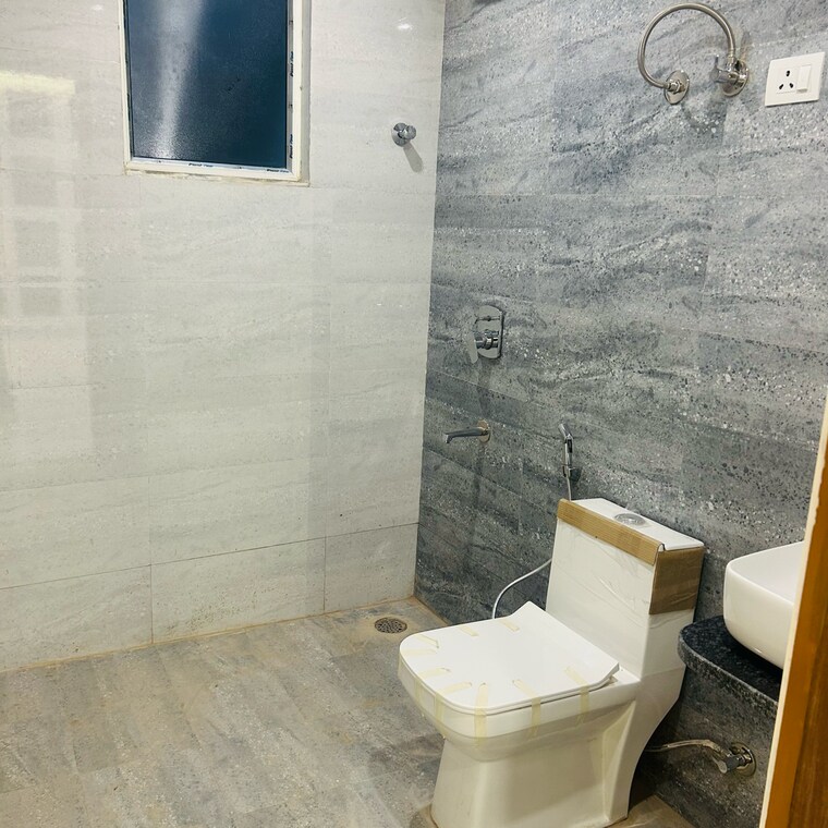 Bathroom, jagatpura 3 Bedroom 1550 Sq.Ft. Apartment In Jagatpura Jaipur 8322397