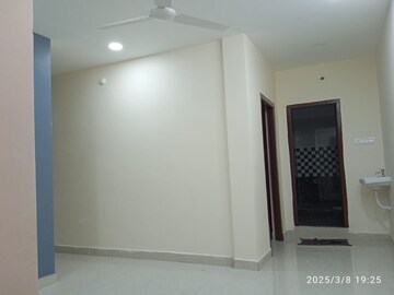 Room in 1 BHK Apartment at Manikonda – for Rent