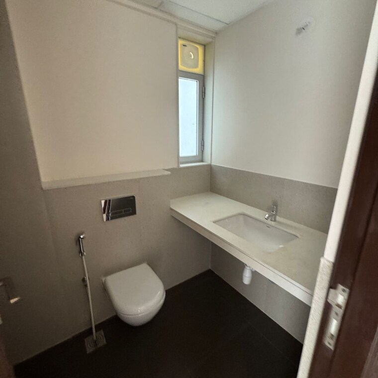 Bathroom, piramal-vaikunth 2 Bedroom 708 Sq.Ft. Apartment In Ashok Nagar Thane 8322451