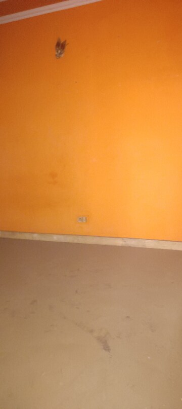 Furnished Amenities in 1 BHK Builder Floor at Raj Nagar Extension – for Sale