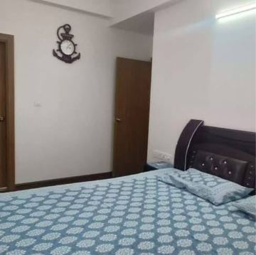 Bedroom in 3 BHK Apartment at Supertech Cape Town, Sector 74 – for Rent