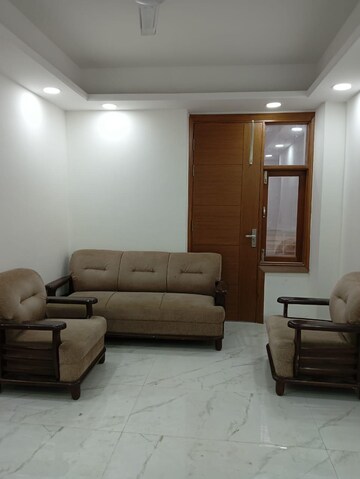 Living Room in 2 BHK Builder Floor at Saket – for Rent