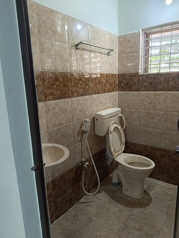 Bathroom in 1 BHK Builder Floor at Hsr Layout – for Rent