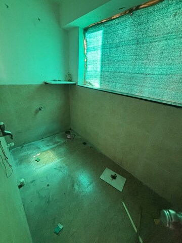 Swimming Pool in 3 BHK Apartment at Karan Suncoast, Bavdhan – for Rent