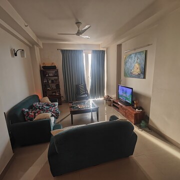 Living Room in 3.5 BHK Apartment at GPL Eden Heights, Sector 70 – for Rent