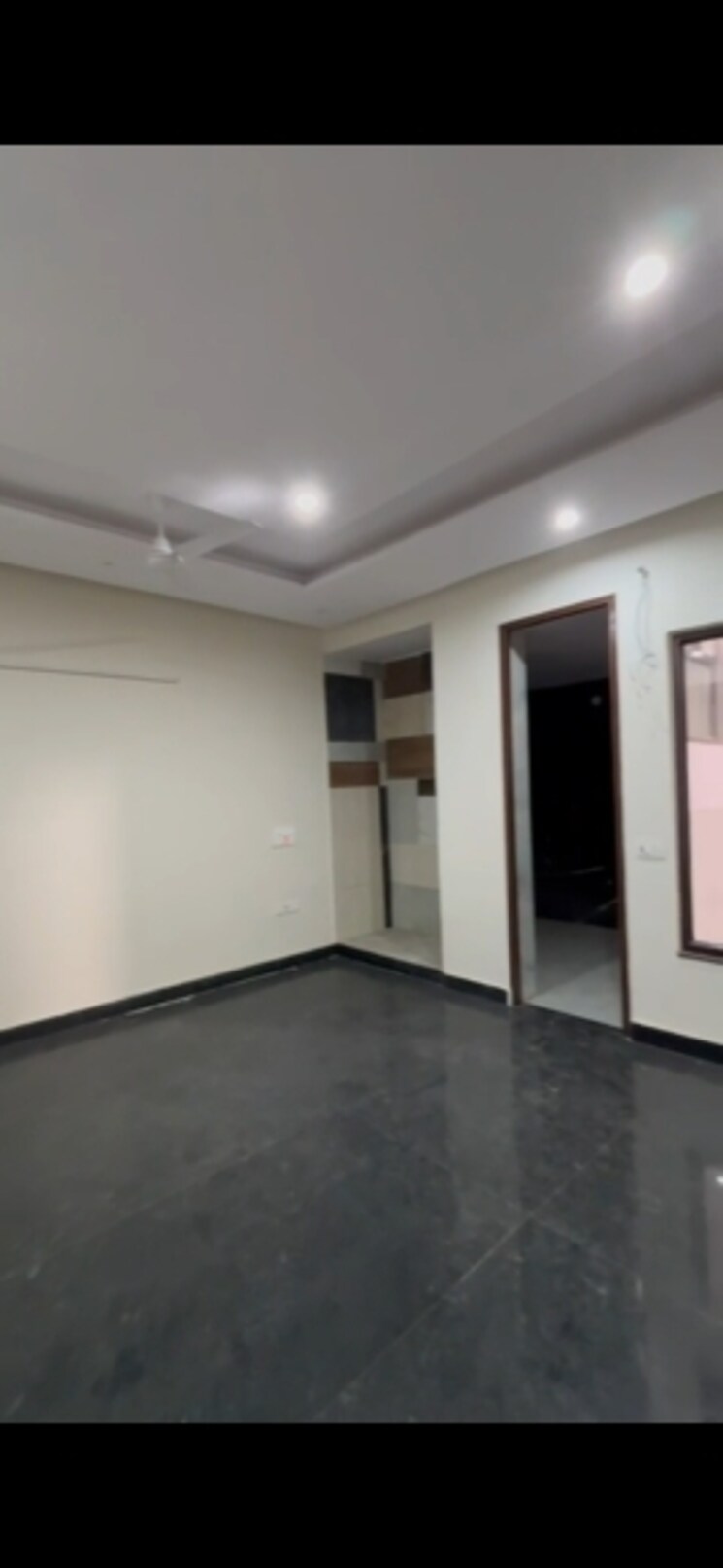 Room, sector 31 6+ Bedroom 375 Sq.Mt. Villa In Sector 31 Noida 8322659