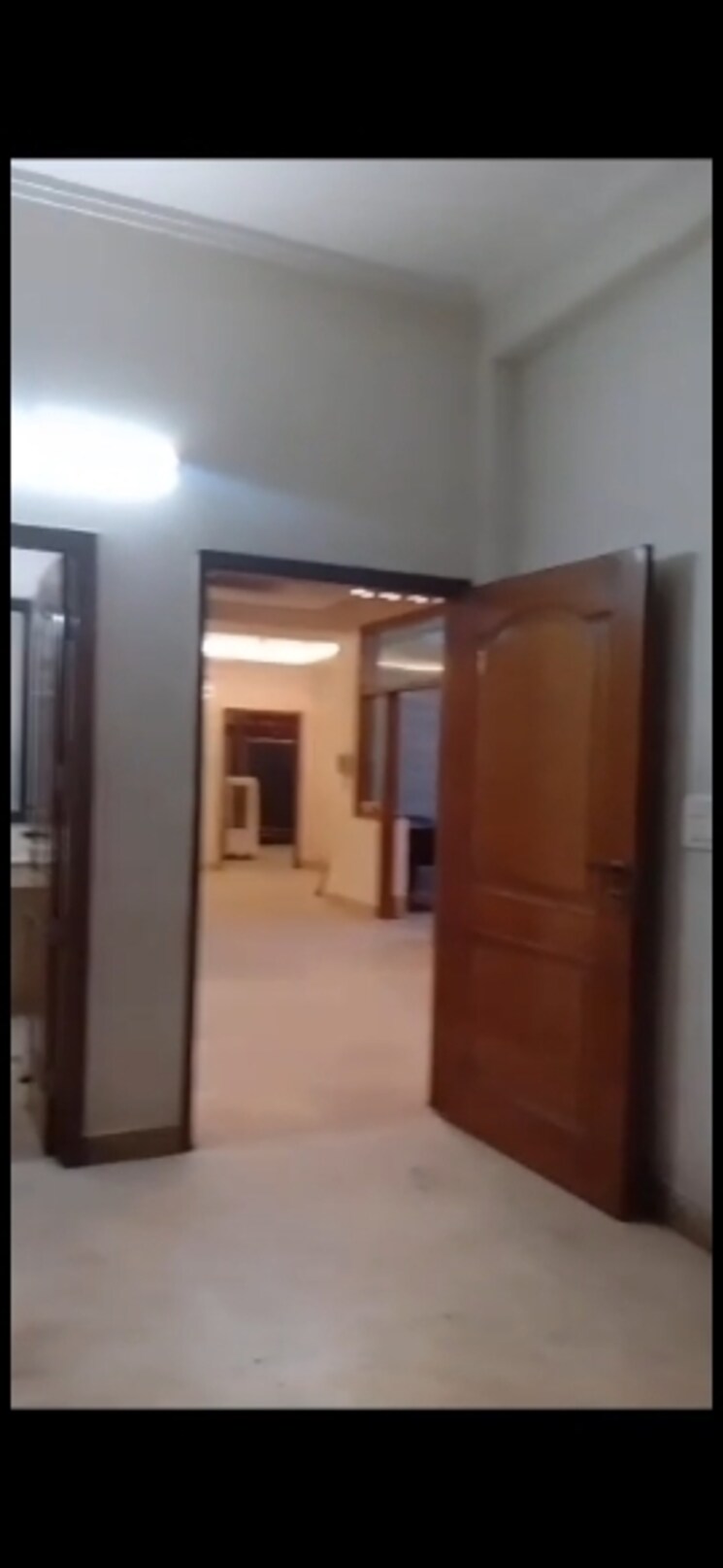 Room, sector 31 6+ Bedroom 375 Sq.Mt. Villa In Sector 31 Noida 8322659