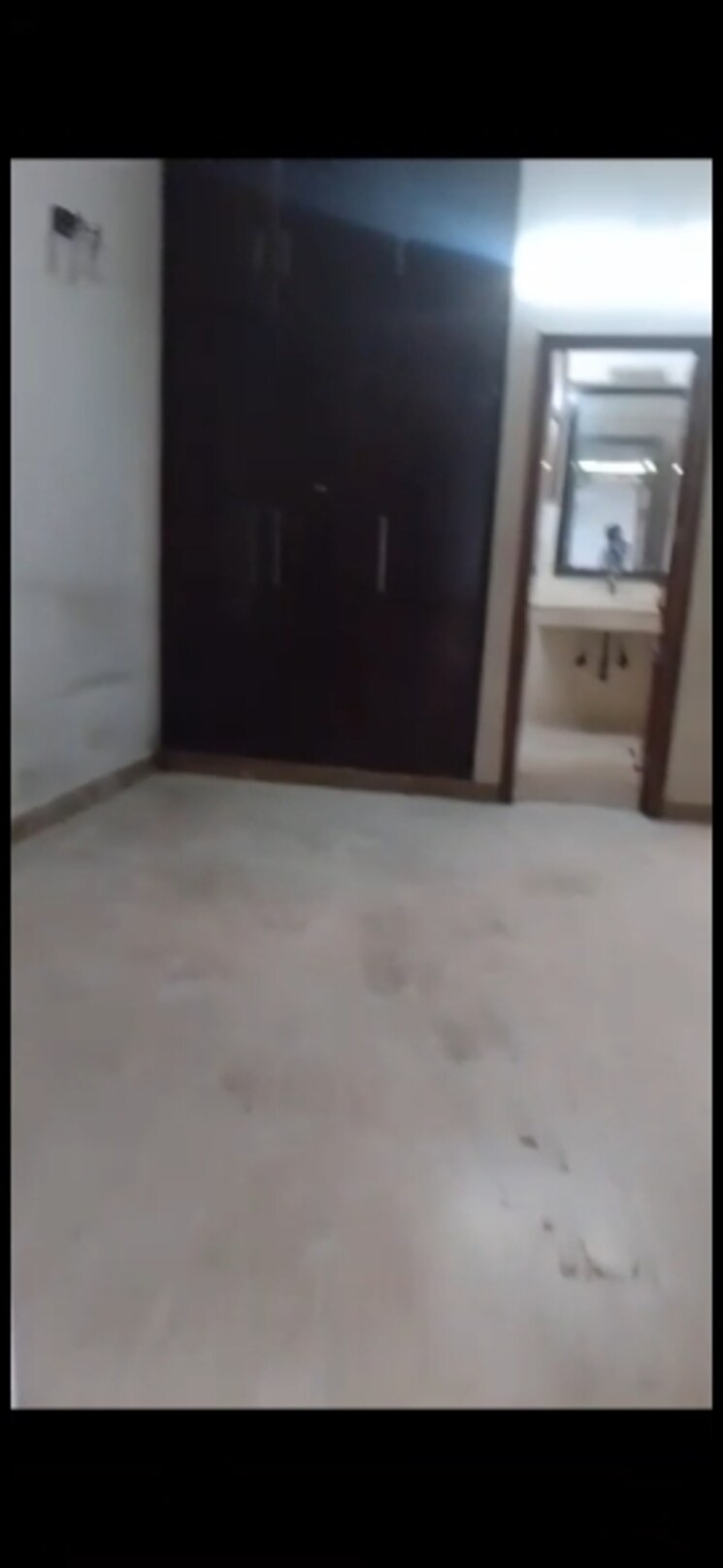 Room, sector 31 6+ Bedroom 375 Sq.Mt. Villa In Sector 31 Noida 8322659