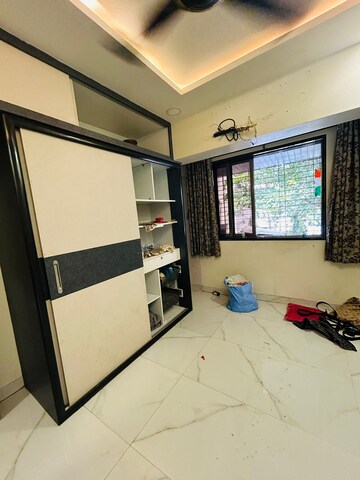 Room in 2 BHK Apartment at Seawoods – for Sale
