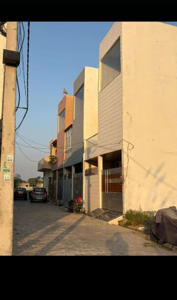  Plot For Sale in Upsidc Site B