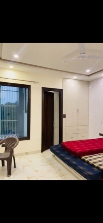 Bedroom in 3 BHK Builder Floor at NTPC Township, Sector 33 – for Rent