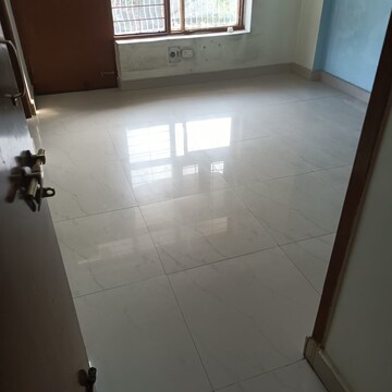 Room in 3 BHK Apartment at Ashoka Group Housing Society, Sector 56 – for Sale