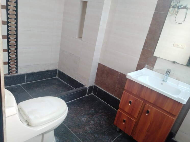 Master Bedroom, greater kailash part 3 3 Bedroom 1900 Sq.Ft. Builder Floor In Greater Kailash Part 3 Delhi 8322945