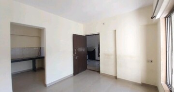Room in 1 BHK Apartment at Runwal Garden City, Balkum Pada – for Sale