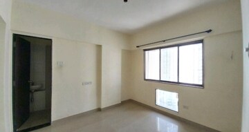 Room in 2 BHK Apartment at Runwal Garden City, Balkum Pada – for Sale