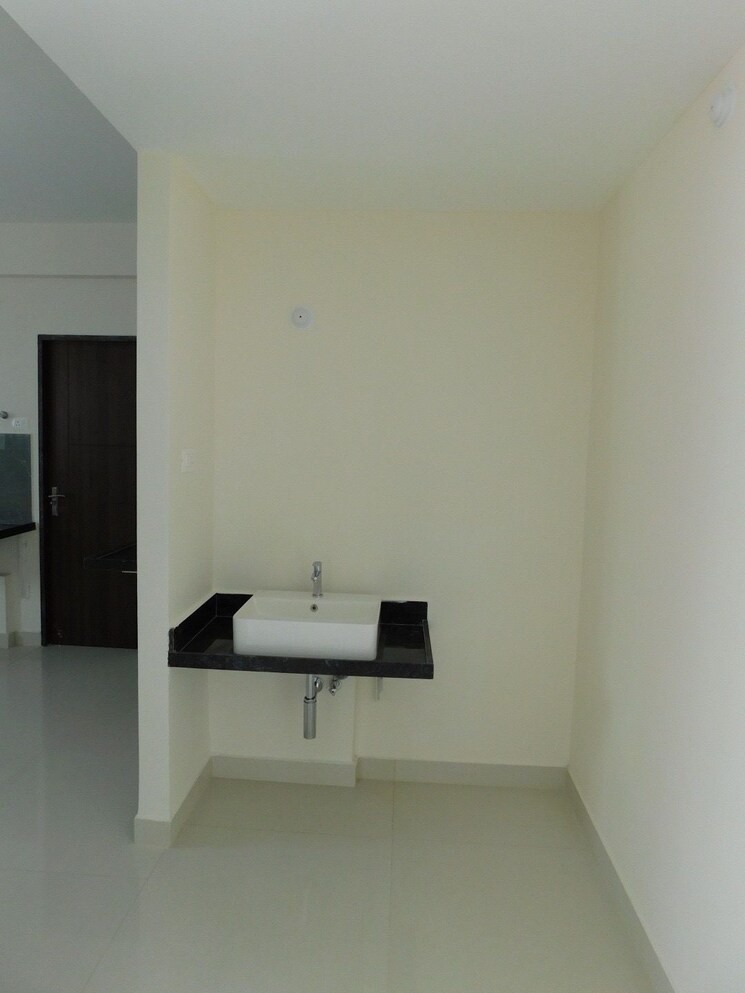 Bathroom, my-home-tridasa 2.5 Bedroom 1505 Sq.Ft. Apartment In Tellapur Hyderabad 8322982