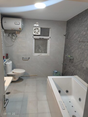 Bathroom in 1.5 BHK Apartment at Tulip Ivory, Sector 70 – for Rent