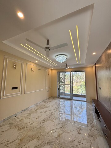 Kitchen in 4 BHK Villa at Sahastradhara Road – for Sale