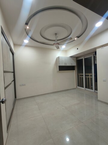 2 BHK Apartment For Rent in STG Atlantis Panch Pakhadi Thane  8323103