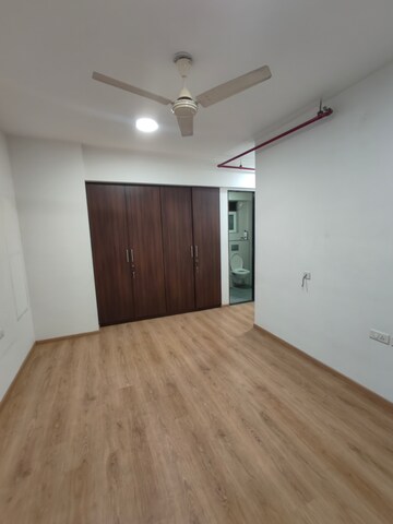 Master Bedroom in 2 BHK Apartment at Sheth Avalon Phase 2, Majiwada – for Rent