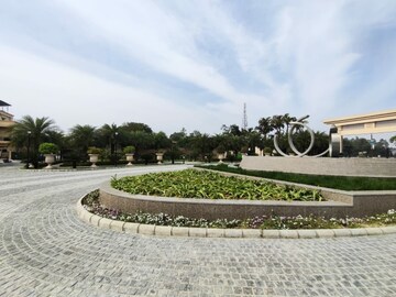 5 BHK Villa – Exterior View View at Sapphire Royale, Sultanpur Road - for Sale