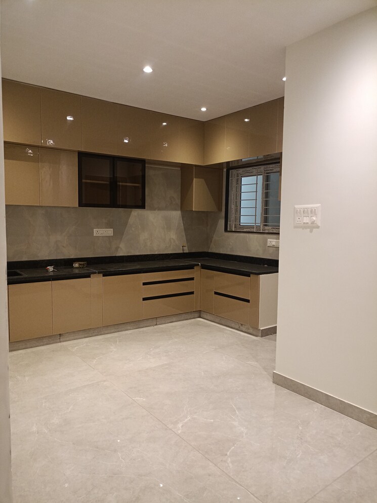 Kitchen, akshayanagar 6+ Bedroom 1200 Sq.Ft. Independent House In Akshayanagar Bangalore 8323137