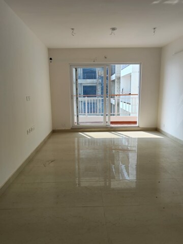 Room in 4 BHK Apartment at Rishita Serenity, Sushant Golf City – for Sale