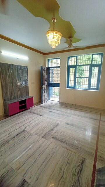 Bedroom in 2 BHK Builder Floor at Malviya Nagar – for Rent