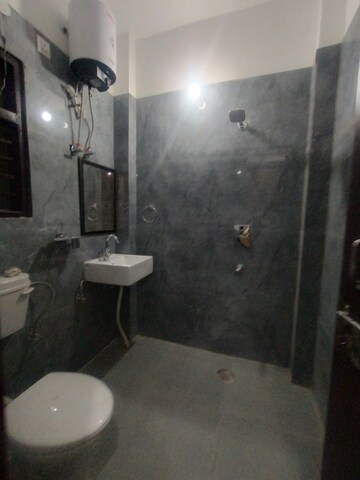 Kitchen in 3 BHK Builder Floor at Plaza Mall, Sector 28 – for Rent