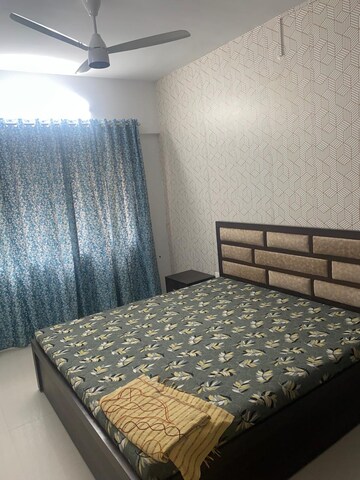 Bedroom in 2 BHK Apartment at Kanakia Spaces Sevens, Andheri East – for Rent