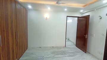 Room in 2 BHK Builder Floor at Malviya Nagar – for Rent