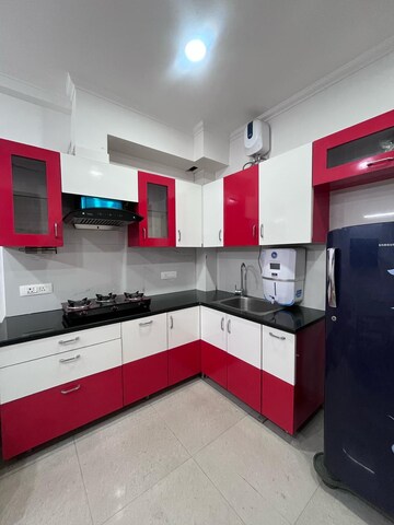 Kitchen in 3 BHK Builder Floor at DLF City Gurgaon, Sector 27 – for Rent