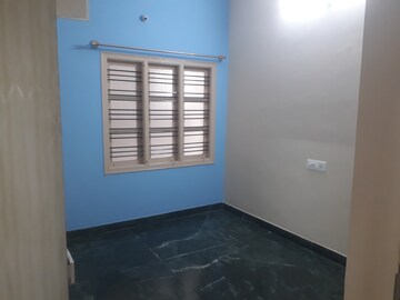Room in 2 BHK Builder Floor at Nri Layout – for Rent
