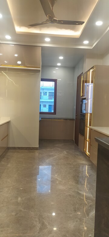 Kitchen in 4 BHK Builder Floor at Sector 89 – for Sale