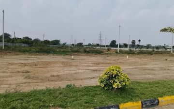 Plot For Sale in Lankelapalem