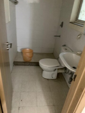 Bathroom in 3 BHK Apartment at DLF Express Greens, Manesar Sector 1a – for Rent