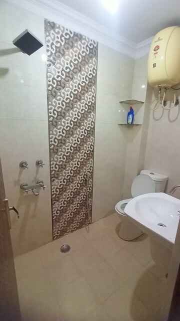 Bathroom in 1 BHK Builder Floor at Malviya Nagar – for Rent