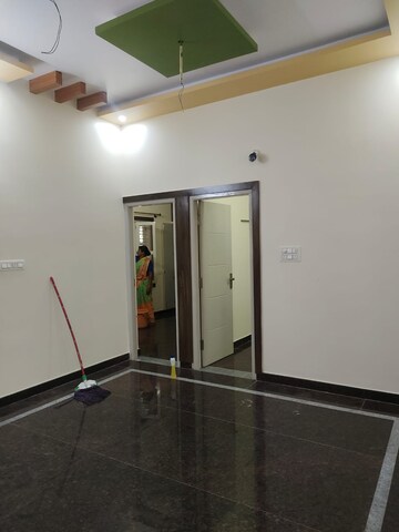Room in 2 BHK Builder Floor at Ramamurthy Nagar – for Rent