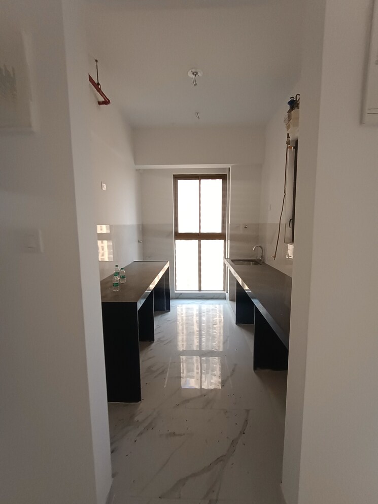 Kitchen, raymond-ten-x-era 2 Bedroom 535 Sq.Ft. Apartment In Pokhran Road No One Thane 8323216