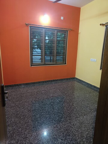 Room in 2 BHK Builder Floor at Ramamurthy Nagar – for Rent