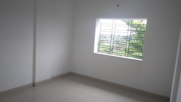 Room in 3 BHK Apartment at Keshtopur – for Sale