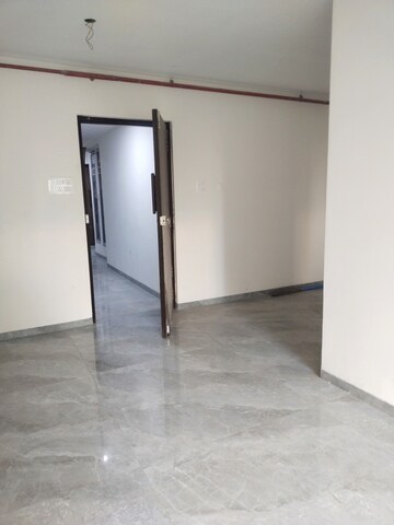 Room in 1 BHK Apartment at Deraiya Iconico, Kurla East – for Rent