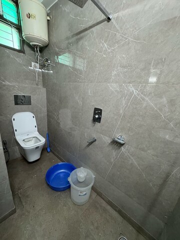 Bathroom in 1 BHK Builder Floor at Malviya Nagar – for Rent