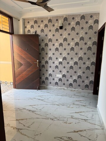 Bedroom in 1 BHK Builder Floor at Malviya Nagar – for Rent