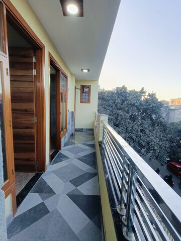 Balcony in 3 BHK Builder Floor at Malviya Nagar – for Rent