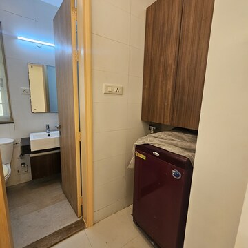 Bathroom in 4 BHK Apartment at Sheth Vasant Lawns, Oswal Park – for Rent