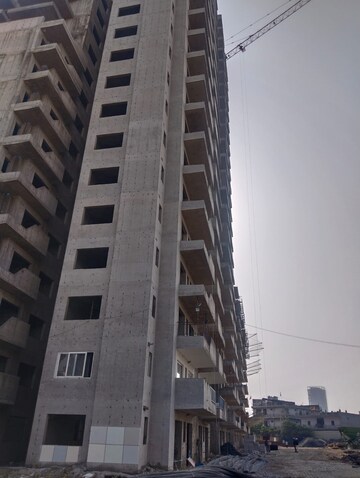 2 BHK Apartment – Exterior View View at Sidhartha Diplomats Golf Link, Sector 110 - for Sale
