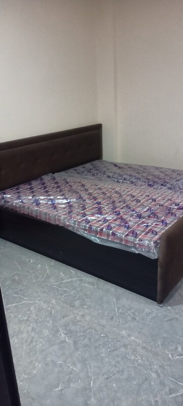 Bedroom in 1 RK Builder Floor at Sector 40 – for Rent